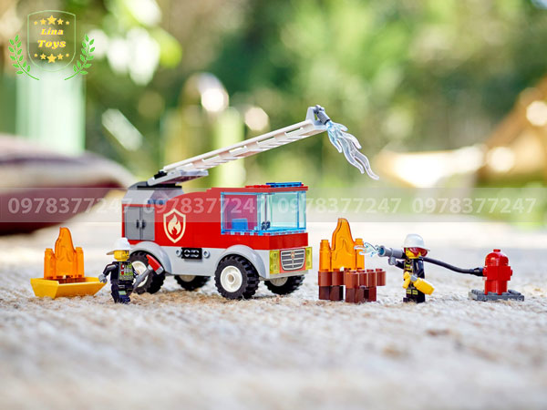 Mô hình lego City xe thang cứu hỏa